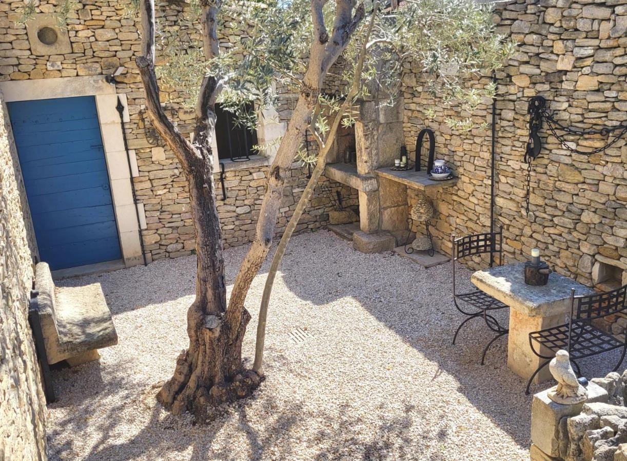 La Massette du Cheval Blanc Villa de caractère en pierre sèche LʼIsle-sur-la-Sorgue Esterno foto