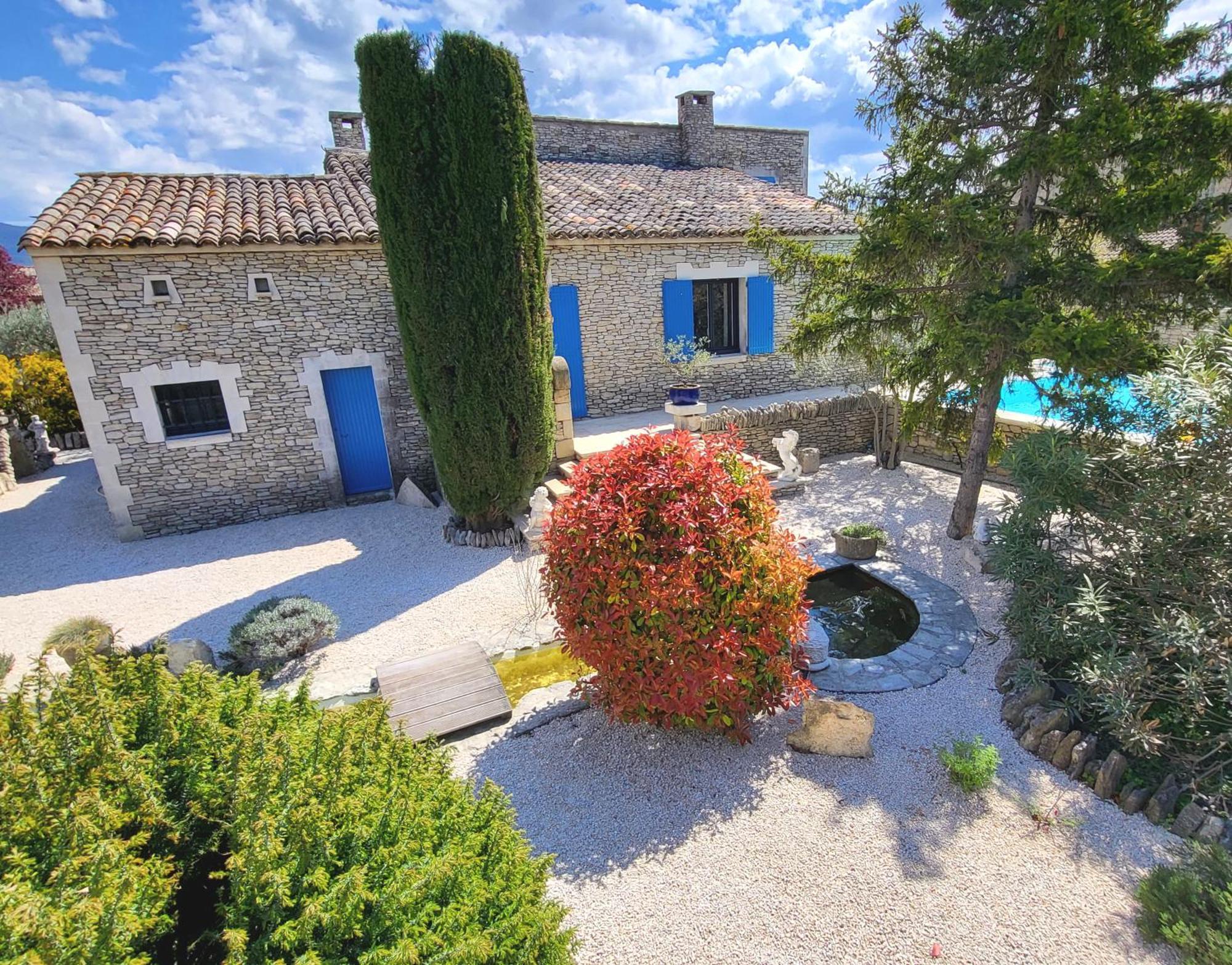 La Massette du Cheval Blanc Villa de caractère en pierre sèche LʼIsle-sur-la-Sorgue Esterno foto