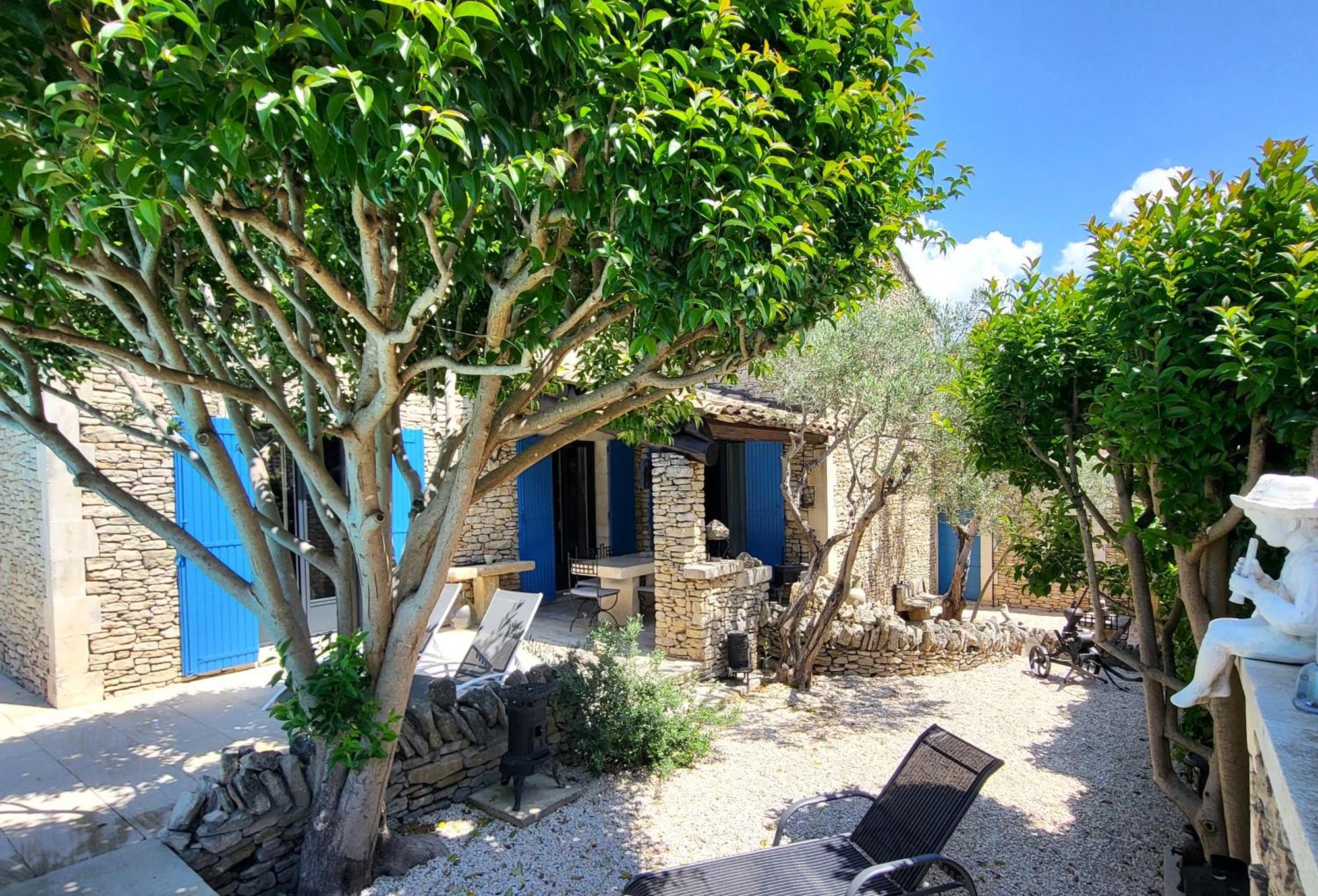 La Massette du Cheval Blanc Villa de caractère en pierre sèche LʼIsle-sur-la-Sorgue Esterno foto